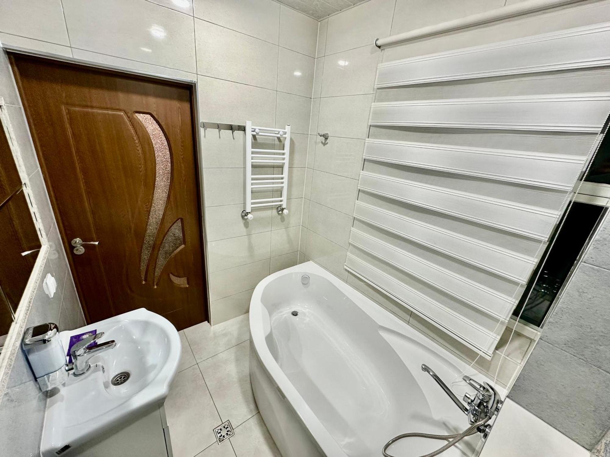 Bjni Tadevosyan Guest House מראה חיצוני תמונה